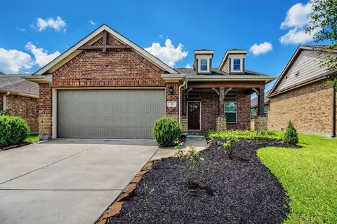 15 Butternut Grove Pl, Tomball, TX 77375