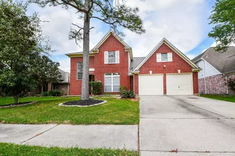 10839 Sycamore Dr N, La Porte, TX 77571