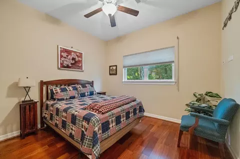 Bedroom - 201 Harbor Run Dr, Coldspring, TX 77331 photo 3 of 6