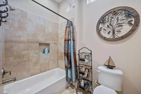 Bath - 201 Harbor Run Dr, Coldspring, TX 77331 photo 5 of 6