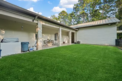 Exterior - 201 Harbor Run Dr, Coldspring, TX 77331 photo 4 of 8