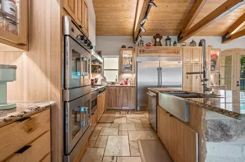 Kitchen - 201 Harbor Run Dr, Coldspring, TX 77331 photo 1 of 3