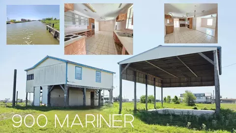 900 Mariner St, Sargent, TX 77414