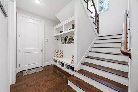 Entry Way - 27002 Benton Brook Ct, Spring, TX 77386 photo 2 of 4