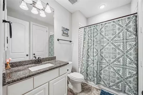 Bath - 27002 Benton Brook Ct, Spring, TX 77386 photo 4 of 7