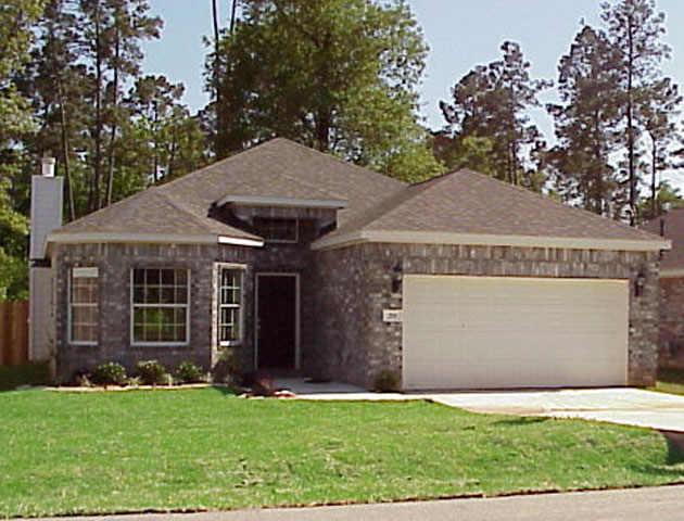 209 Maple, Conroe, TX 77304 photo 1