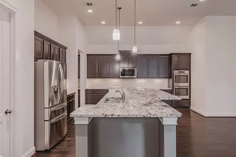 112 Sundown Ridge Pl, The Woodlands, TX 77375