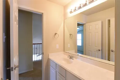 Bath - 118 E Lasting Spring Cir, Spring, TX 77389 photo 7 of 7