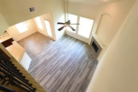 Living - 118 E Lasting Spring Cir, Spring, TX 77389 photo 2 of 7