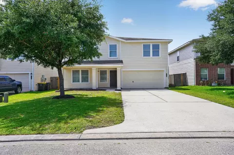 314 Falling Pine Dr, Conroe, TX 77304