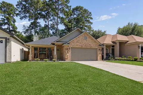11319 Alcott Dr, Montgomery, TX 77356