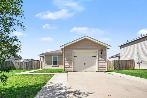 5835 Golden Cove Rd, Cove, TX 77523