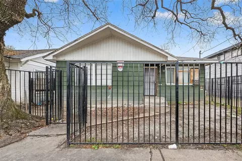 3113 Anita St, Houston, TX 77004