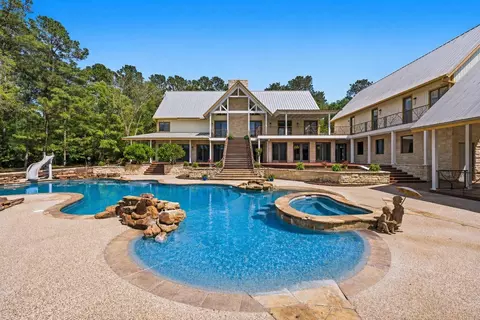 Exterior - 43 Pool Rd, Richards, TX 77873 photo 5 of 13
