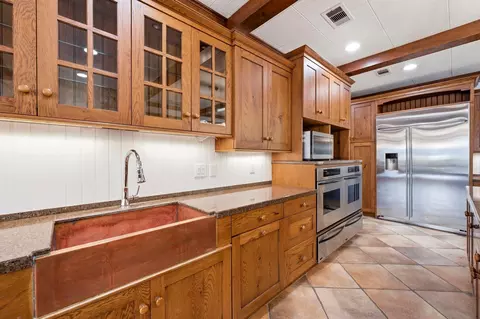 Kitchen - 43 Pool Rd, Richards, TX 77873 photo 5 of 5
