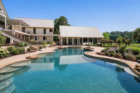 Exterior - 43 Pool Rd, Richards, TX 77873 photo 6 of 13