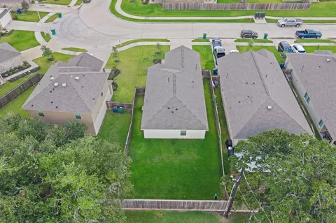 View/Area - 236 Bennett Loop, Angleton, TX 77515 photo 4 of 6