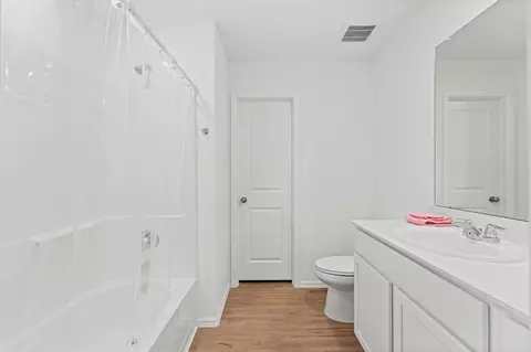 Entry Way - 236 Bennett Loop, Angleton, TX 77515 photo 1 of 1
