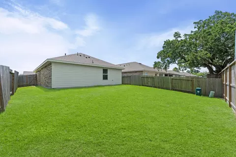 Exterior - 236 Bennett Loop, Angleton, TX 77515 photo 5 of 8
