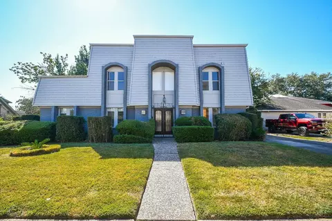6103 Portal Dr, Houston, TX 77096