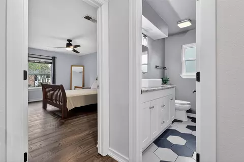 Entry Way - 17106 Spring Creek Frst, Spring, TX 77379 photo 6 of 8