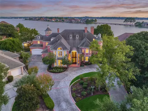 36 Bentwater Bay Cir, Montgomery, TX 77356