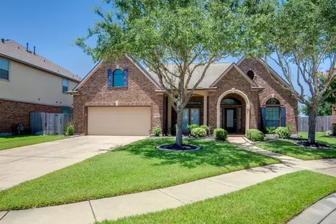 3006 Southern Mill Ct, Pearland, TX 77584