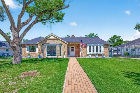 2610 Teague Rd, Houston, TX 77080