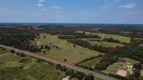 18121 Highway 105 E, Plantersville, TX 77363