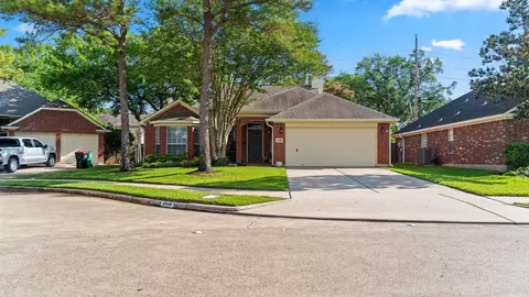 20418 Peach Mountain Ln, Cypress, TX 77433