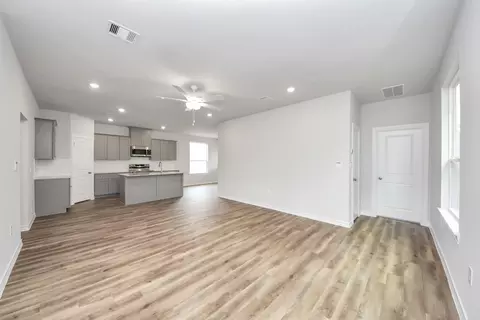 18741 Loom Dr, Conroe, TX 77306 photo 14