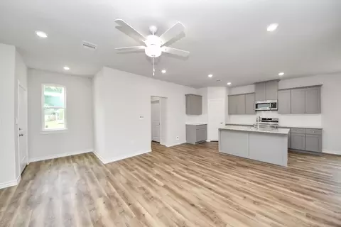18741 Loom Dr, Conroe, TX 77306 photo 11