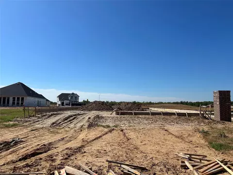 2115 Starlight St, Angleton, TX 77515 photo 7