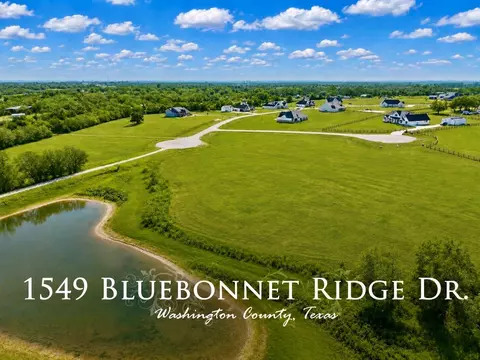 1549 Bluebonnet Ridge Dr, Chappell Hill, TX 77426