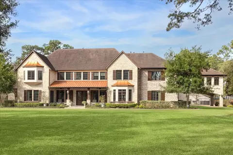 21 W Rivercrest Dr, Houston, TX 77042