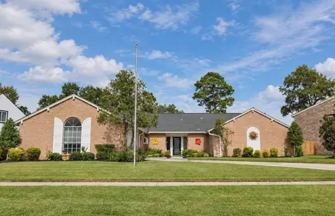 3119 Silver Springs Dr, La Porte, TX 77571