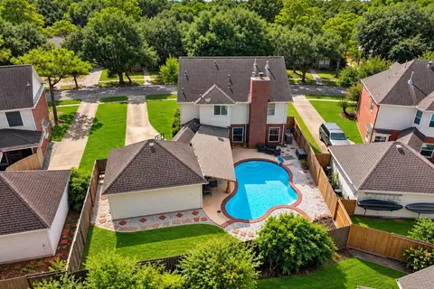 1908 Summer Reef Dr, League City, TX 77573
