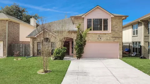 12318 Glenmeadow Dr, Stafford, TX 77477