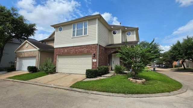3702 Ashford Villa Ln, Houston, TX 77082