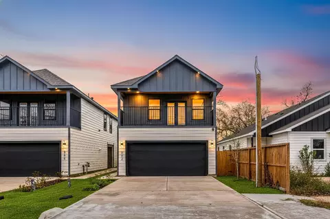 882 Prosper St, Houston, TX 77088