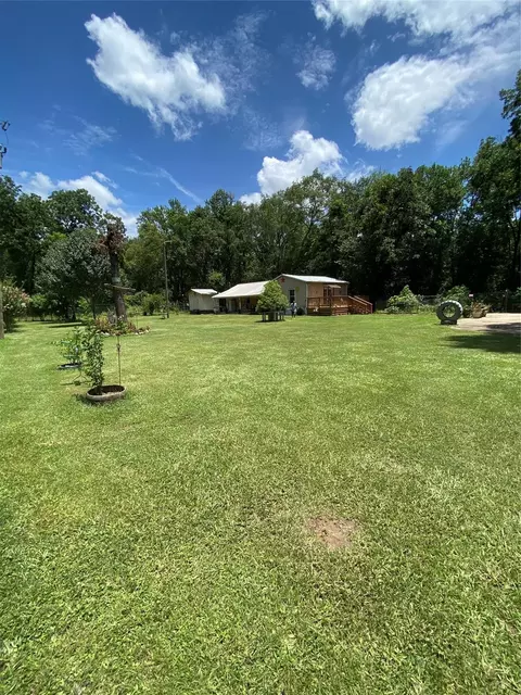 400 Mudd St, Coldspring, TX 77331