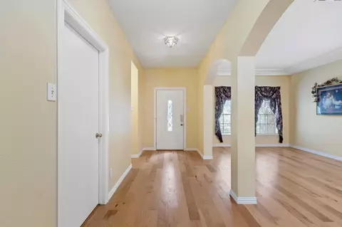 Entry Way - 1306 Coppercrest Dr, Spring, TX 77386 photo 4 of 7
