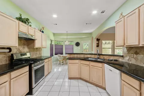 Kitchen - 1306 Coppercrest Dr, Spring, TX 77386 photo 3 of 4