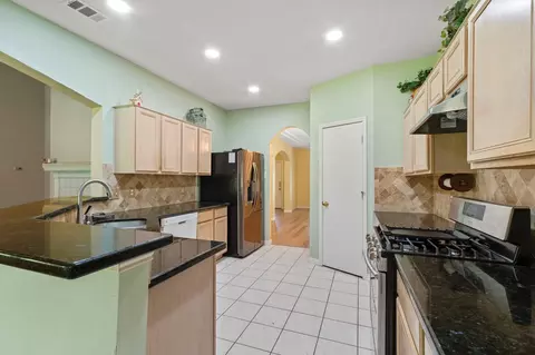 Kitchen - 1306 Coppercrest Dr, Spring, TX 77386 photo 1 of 4