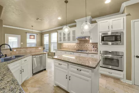 3755 Lauderwood Ln, Katy, TX 77449