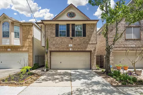 1612 Cohn St, Houston, TX 77007