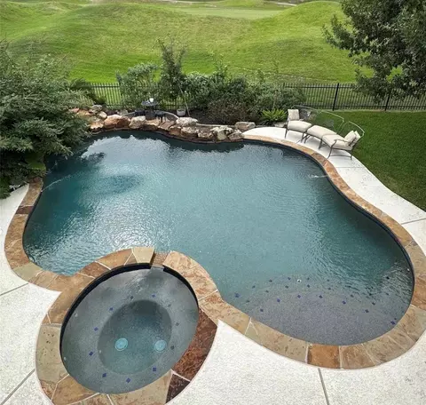 11614 Canyon Mills Dr, Houston, TX 77095