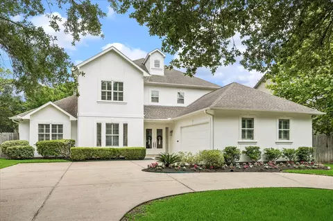8614 Westview Dr, Houston, TX 77055