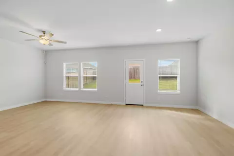 Living - 9728 Caney Bend Rd, Conroe, TX 77303 photo 1 of 3