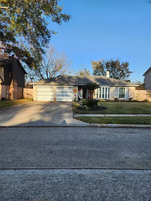 4014 N Windrift Dr, Houston, TX 77066